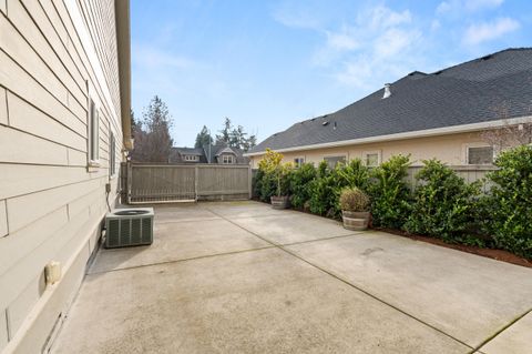 Tiny photo for 2161 Duncan Drive, Medford, OR 97504 (MLS # 220212823)