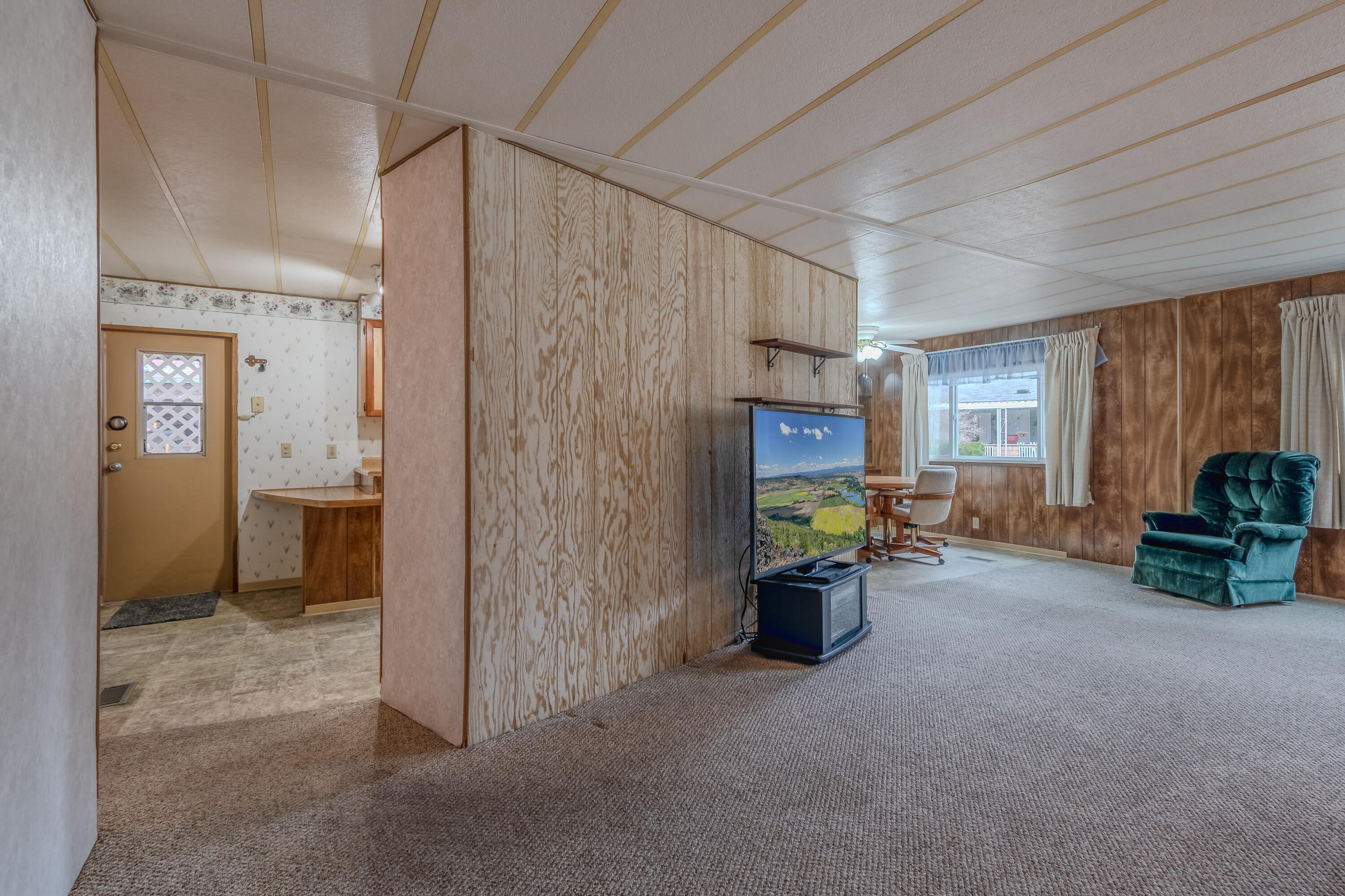 315 W Evans Creek UNIT 22