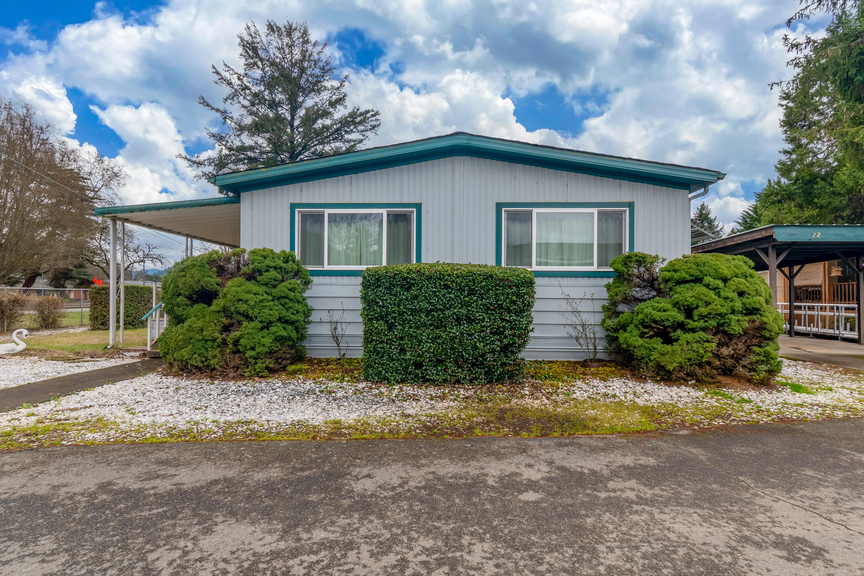 315 W Evans Creek UNIT 22