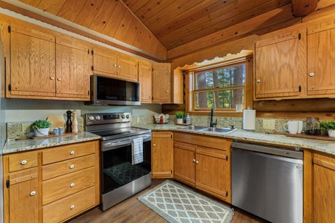 Tiny photo for 1201 Reeves Creek Road, Selma, OR 97538 (MLS # 220220109)