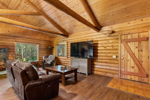 Tiny photo for 1201 Reeves Creek Road, Selma, OR 97538 (MLS # 220220109)