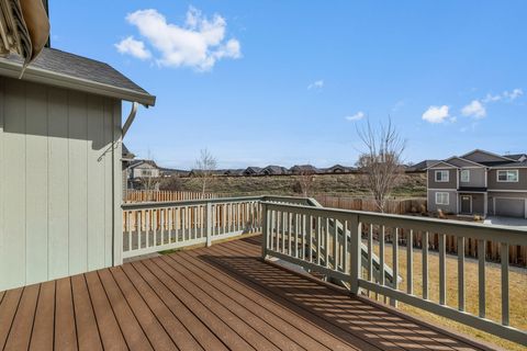 Tiny photo for 744 NE Brookstone Drive, Prineville, OR 97754 (MLS # 220216979)