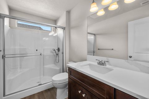 Tiny photo for 744 NE Brookstone Drive, Prineville, OR 97754 (MLS # 220216979)