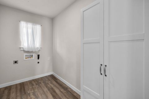 Tiny photo for 744 NE Brookstone Drive, Prineville, OR 97754 (MLS # 220216979)