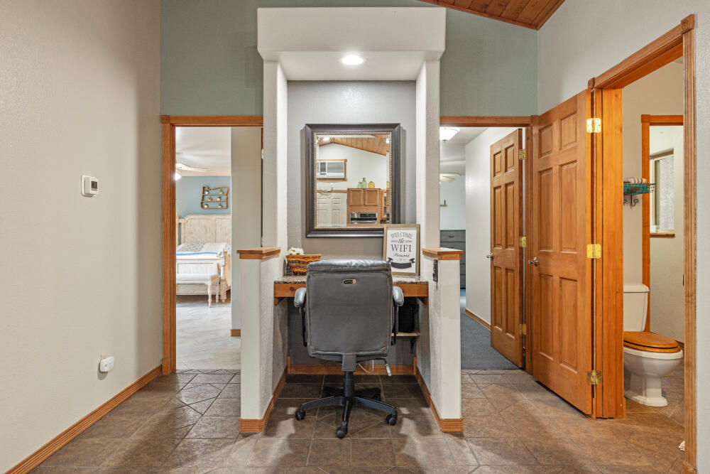 Lake Shore Gardens - Residential