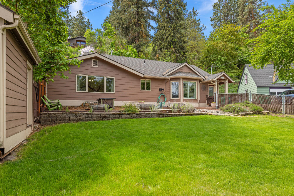 Lake Shore Gardens - Residential