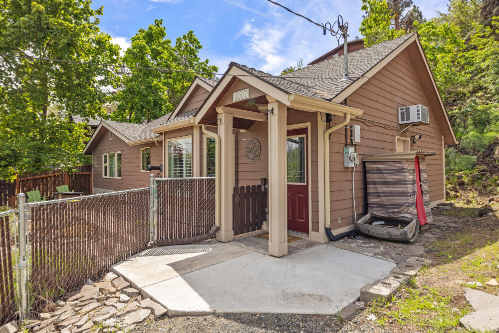 Lake Shore Gardens - Residential