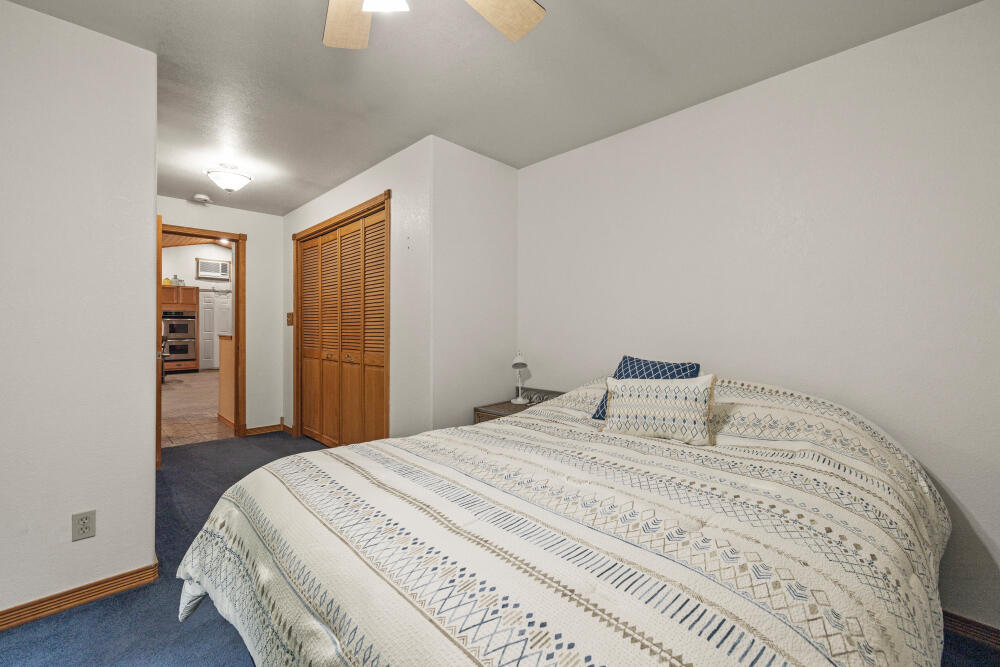 Lake Shore Gardens - Residential