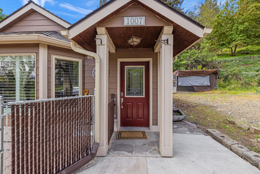 Lake Shore Gardens - Residential