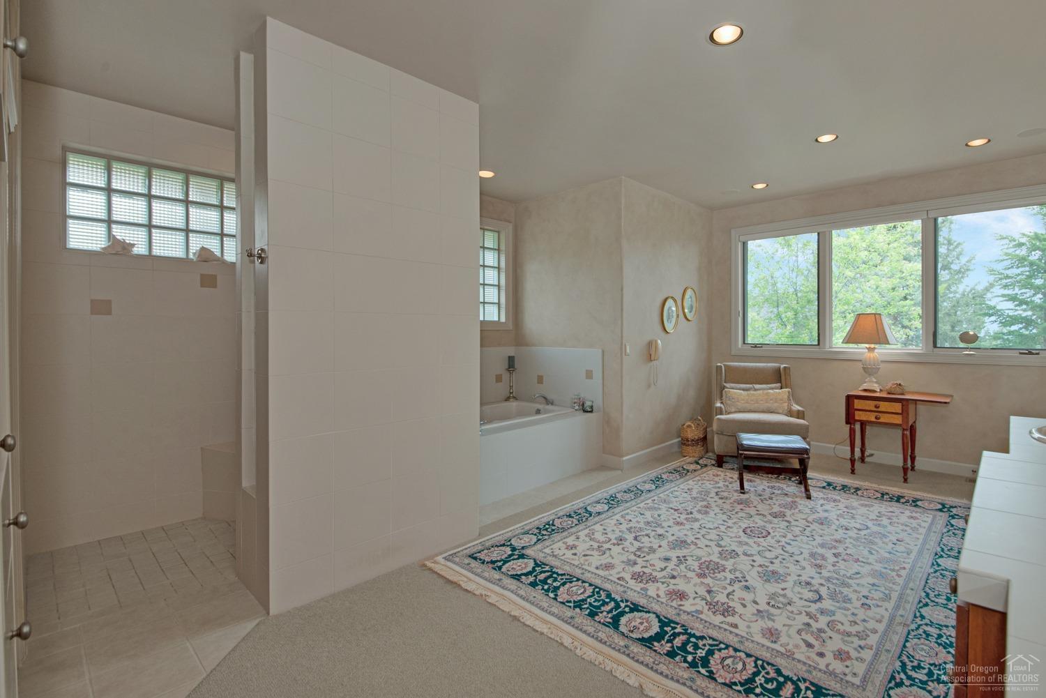 Awbrey Butte - Residential