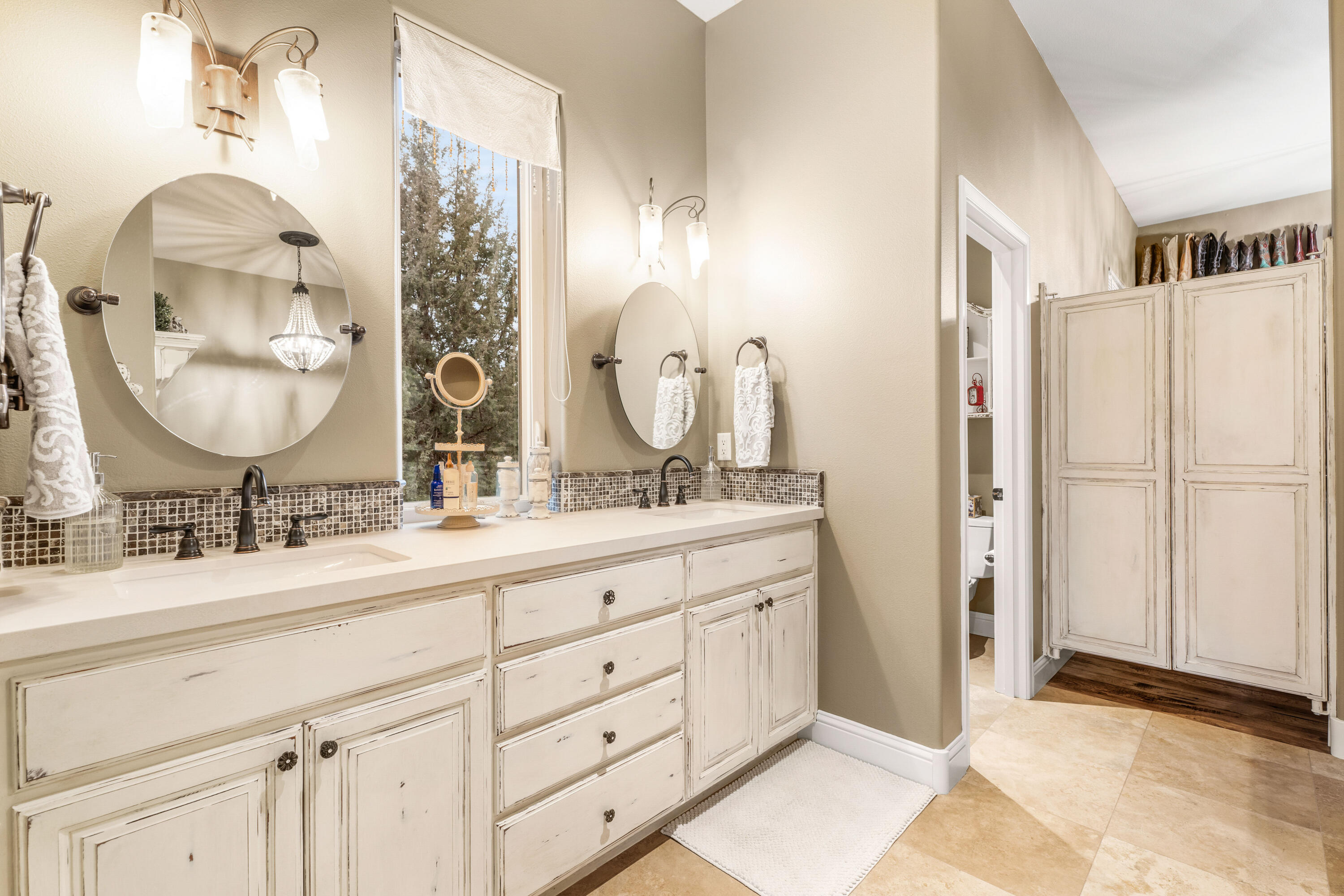 Eagle Crest - Residential