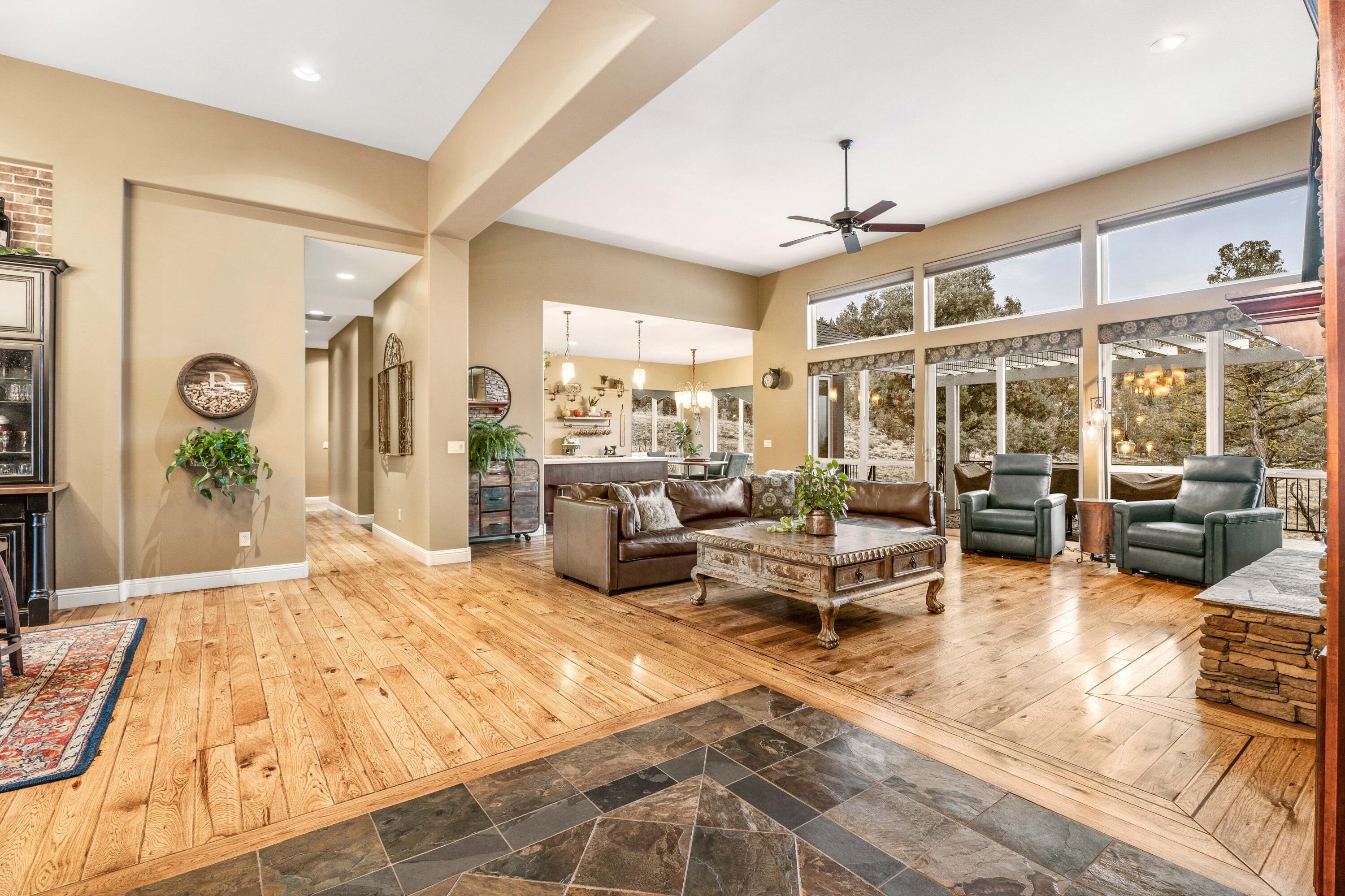 Eagle Crest - Residential