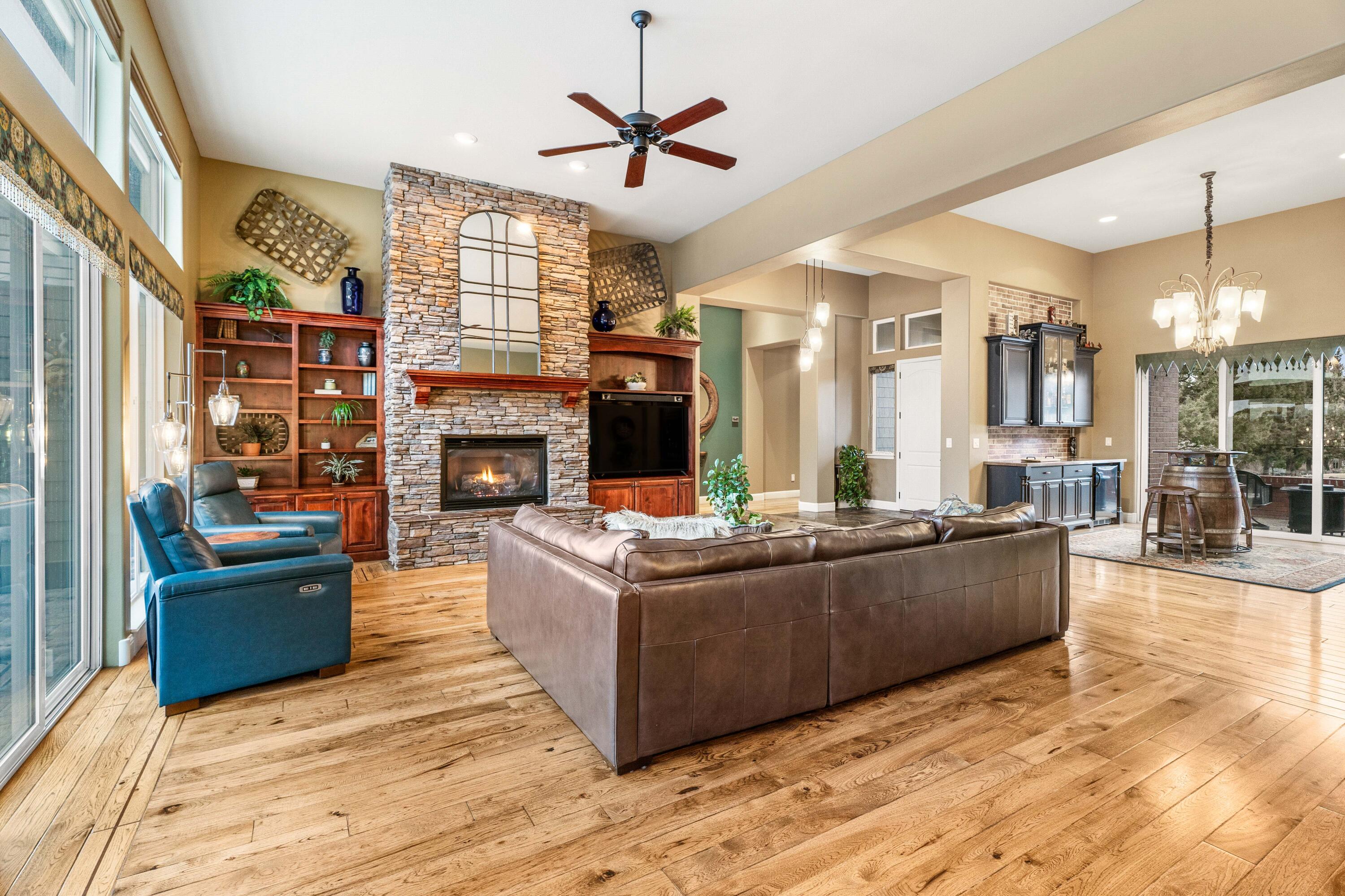 Eagle Crest - Residential