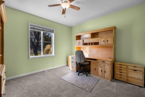 Tiny photo for 2446 SW 35th Drive, Redmond, OR 97756 (MLS # 220211977)