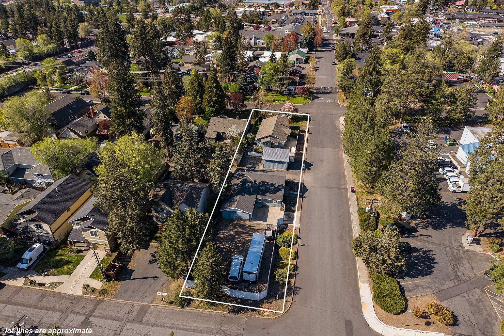 195 SE Roosevelt Avenue