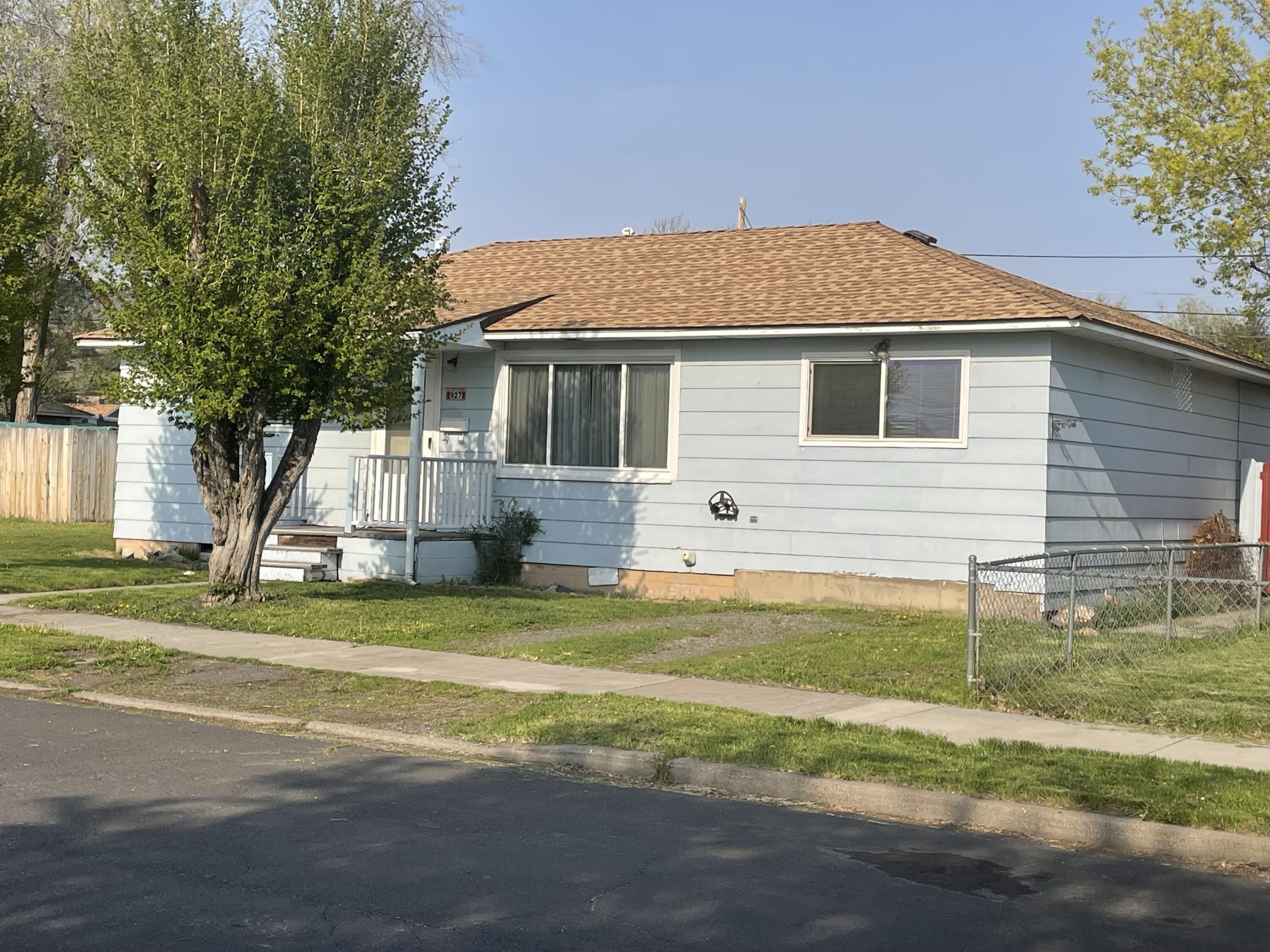 Old Orchard Manor - Residential