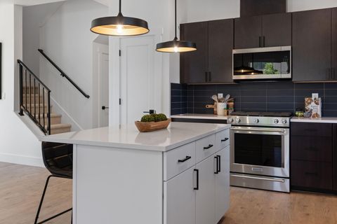 Tiny photo for 1019 W Linda Avenue #Lot 36, Sisters, OR 97759 (MLS # 220213569)