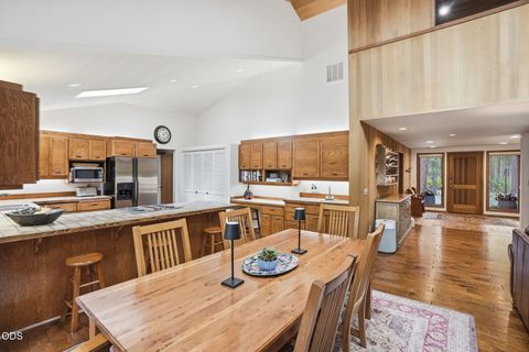 Tiny photo for 70305 Arvensis #GM 348, Black Butte Ranch, OR 97759 (MLS # 220223031)