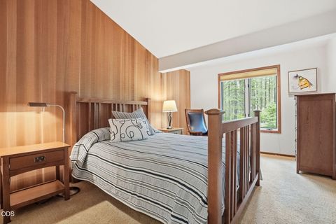 Tiny photo for 70305 Arvensis #GM 348, Black Butte Ranch, OR 97759 (MLS # 220223031)