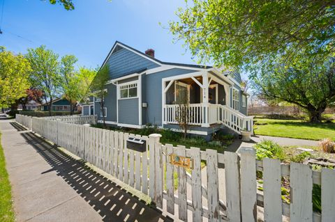 714 SW Cascade Avenue Redmond OR 97756