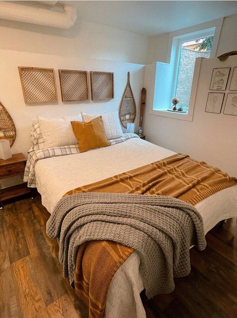 Tiny photo for 714 SW Cascade Avenue, Redmond, OR 97756 (MLS # 220220060)