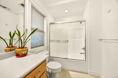 Tiny photo for 435 Granite Street, Ashland, OR 97520 (MLS # 220214850)