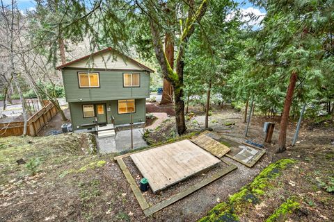 Tiny photo for 435 Granite Street, Ashland, OR 97520 (MLS # 220214850)