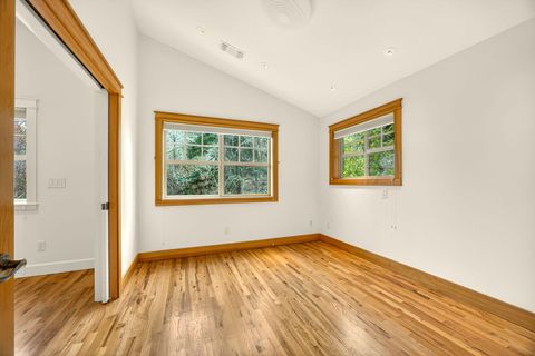Tiny photo for 435 Granite Street, Ashland, OR 97520 (MLS # 220214850)
