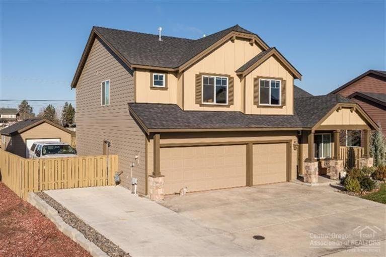 Summit Crest - Residential