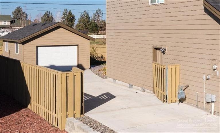 Summit Crest - Residential