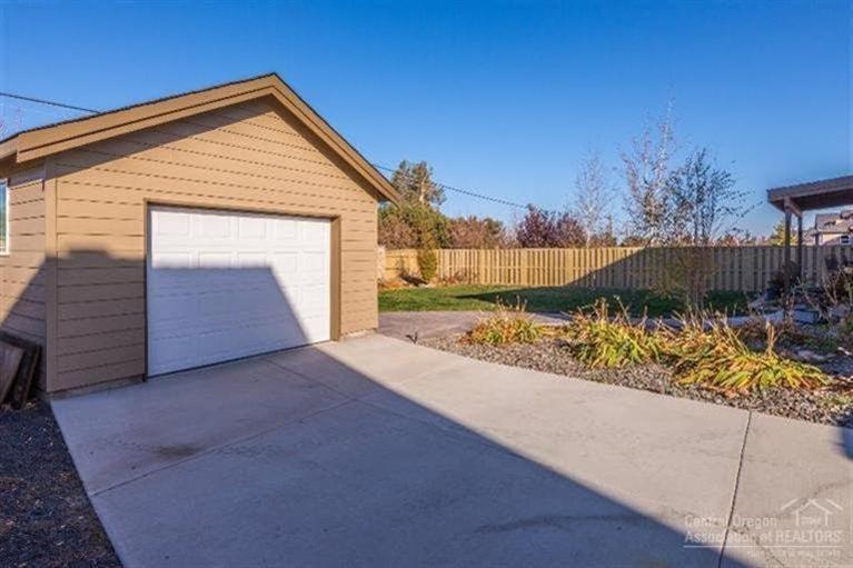 Summit Crest - Residential