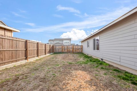 Tiny photo for 224 NW Monte Vista Avenue, Madras, OR 97741 (MLS # 220214397)