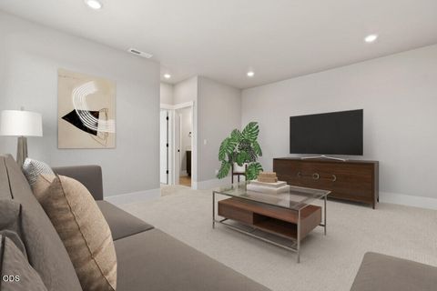Tiny photo for 3059 NE Brownstone Place, Bend, OR 97701 (MLS # 220224440)