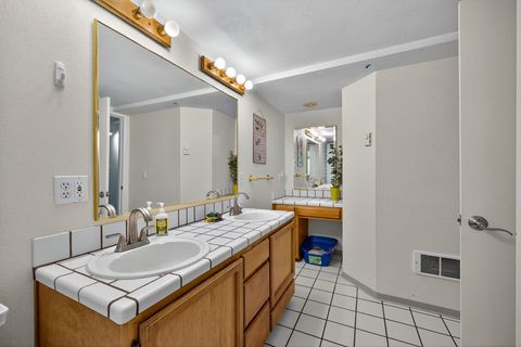 Tiny photo for 571 S Mountain Avenue, Ashland, OR 97520 (MLS # 220219278)