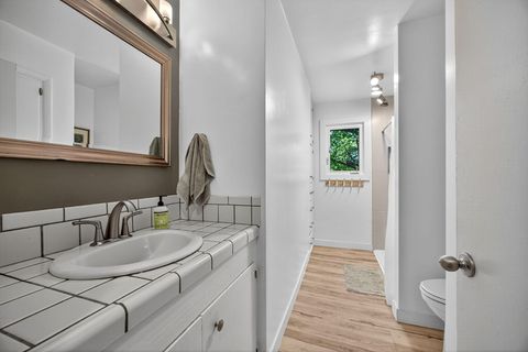 Tiny photo for 571 S Mountain Avenue, Ashland, OR 97520 (MLS # 220219278)