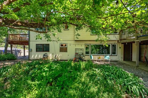 Tiny photo for 571 S Mountain Avenue, Ashland, OR 97520 (MLS # 220219278)