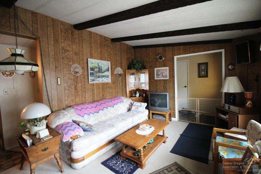 Romaine Village - Residential