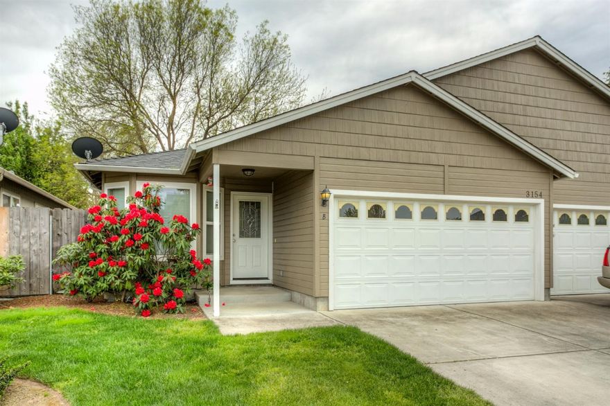 Great Three bedroom/two-bath home in East Medford. This home is in the desirable Mountain Gate Village Development. Large open living room, well laid out kitchen, big master bedroom with two closets. This is a very well maintained home and a must see!