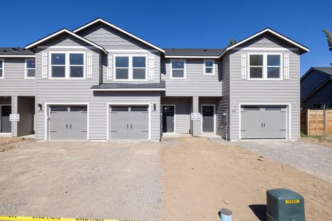 20495 SE Bard Court 7 Bend OR 97702