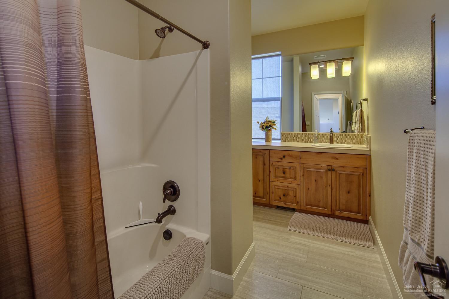 Eagle Crest - Residential