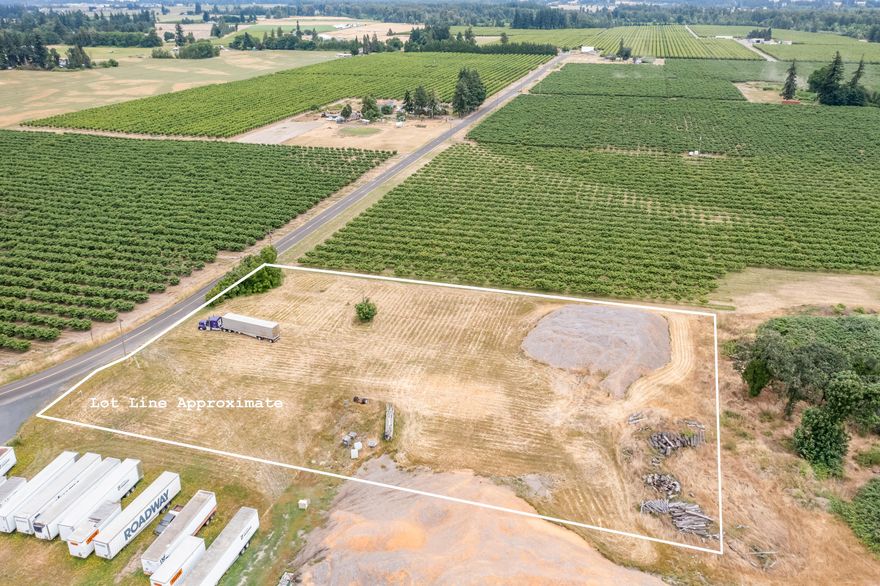 This 2.48-acre buildable lot that is located 3 miles West of Stayton on a quiet Rd, approximately 25 minutes to Salem OR. This level lot features 200 ft of road frontage for lot access, and a well. The majority of the lot is cleared, besides the occasional shrubbery on two sides of the lot. Scenery includes the neighboring hazelnut and blueberry farms and expansive valley territory. Make this lot your new dream home or shop! Buyer to do due diligence on buildability with Marion County.