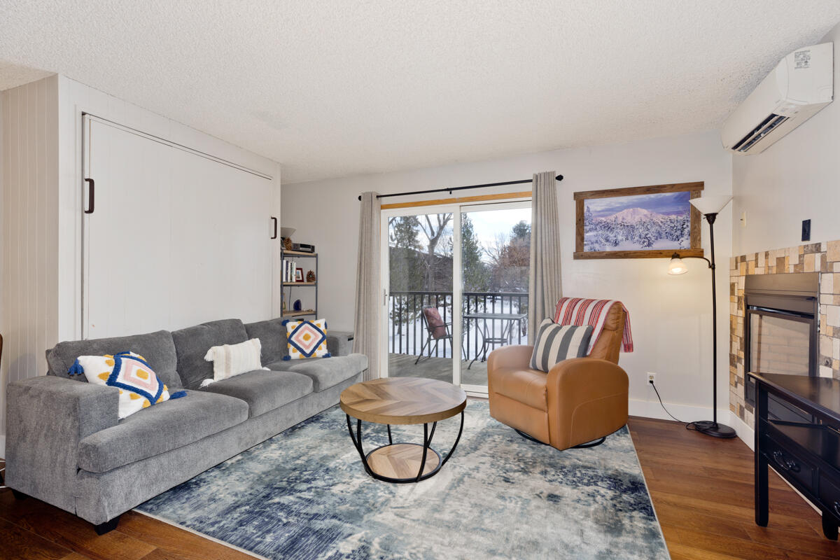 1565 NW Wall Street 154-155