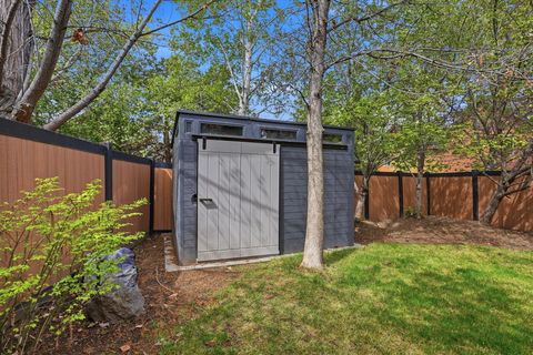 Tiny photo for 63141 Britta Street, Bend, OR 97703 (MLS # 220219513)