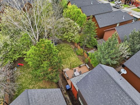 Tiny photo for 63141 Britta Street, Bend, OR 97703 (MLS # 220219513)