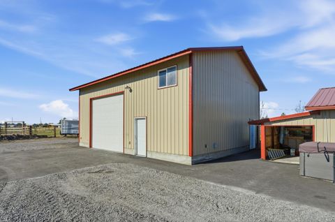 Tiny photo for 4074 SW Reif Road, Powell Butte, OR 97753 (MLS # 220217450)