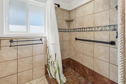 Tiny photo for 4074 SW Reif Road, Powell Butte, OR 97753 (MLS # 220217450)