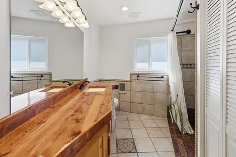 Tiny photo for 4074 SW Reif Road, Powell Butte, OR 97753 (MLS # 220217450)