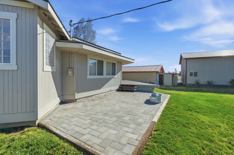 Tiny photo for 4074 SW Reif Road, Powell Butte, OR 97753 (MLS # 220217450)