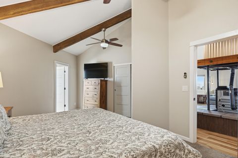 Tiny photo for 4074 SW Reif Road, Powell Butte, OR 97753 (MLS # 220217450)