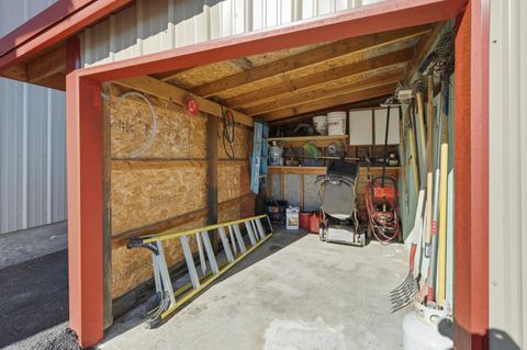 Tiny photo for 4074 SW Reif Road, Powell Butte, OR 97753 (MLS # 220217450)